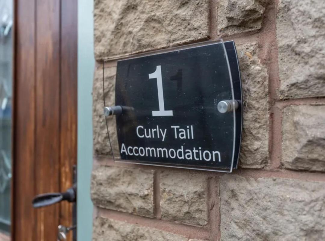 Curly Tail Accommodation Bishop's Castle Εξωτερικό φωτογραφία