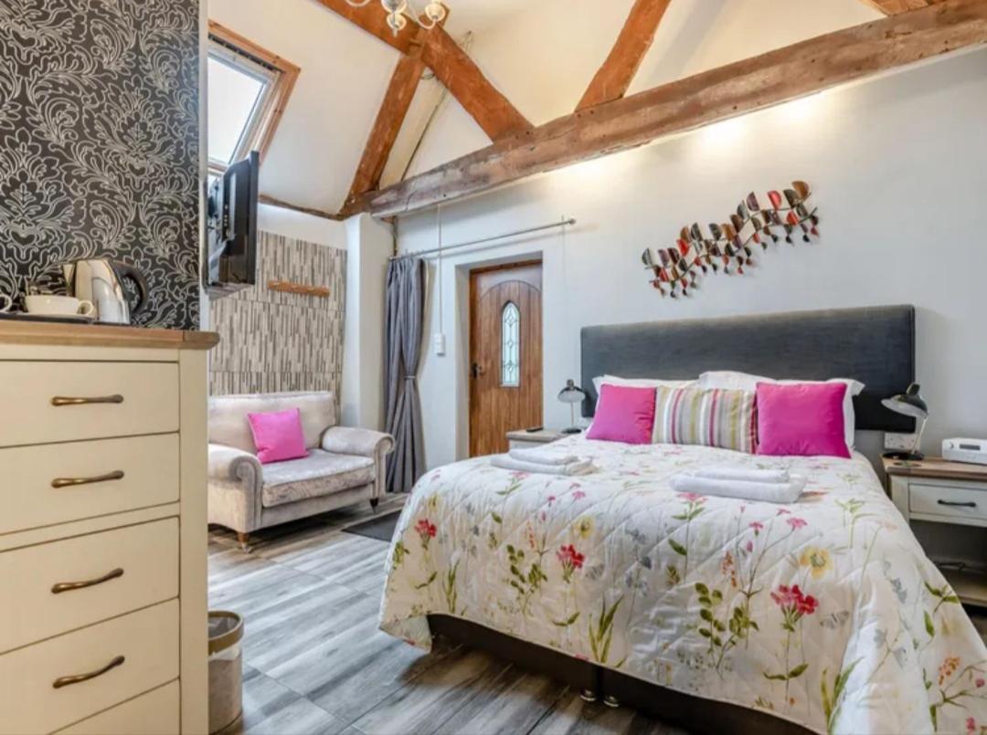 Curly Tail Accommodation Bishop's Castle Εξωτερικό φωτογραφία